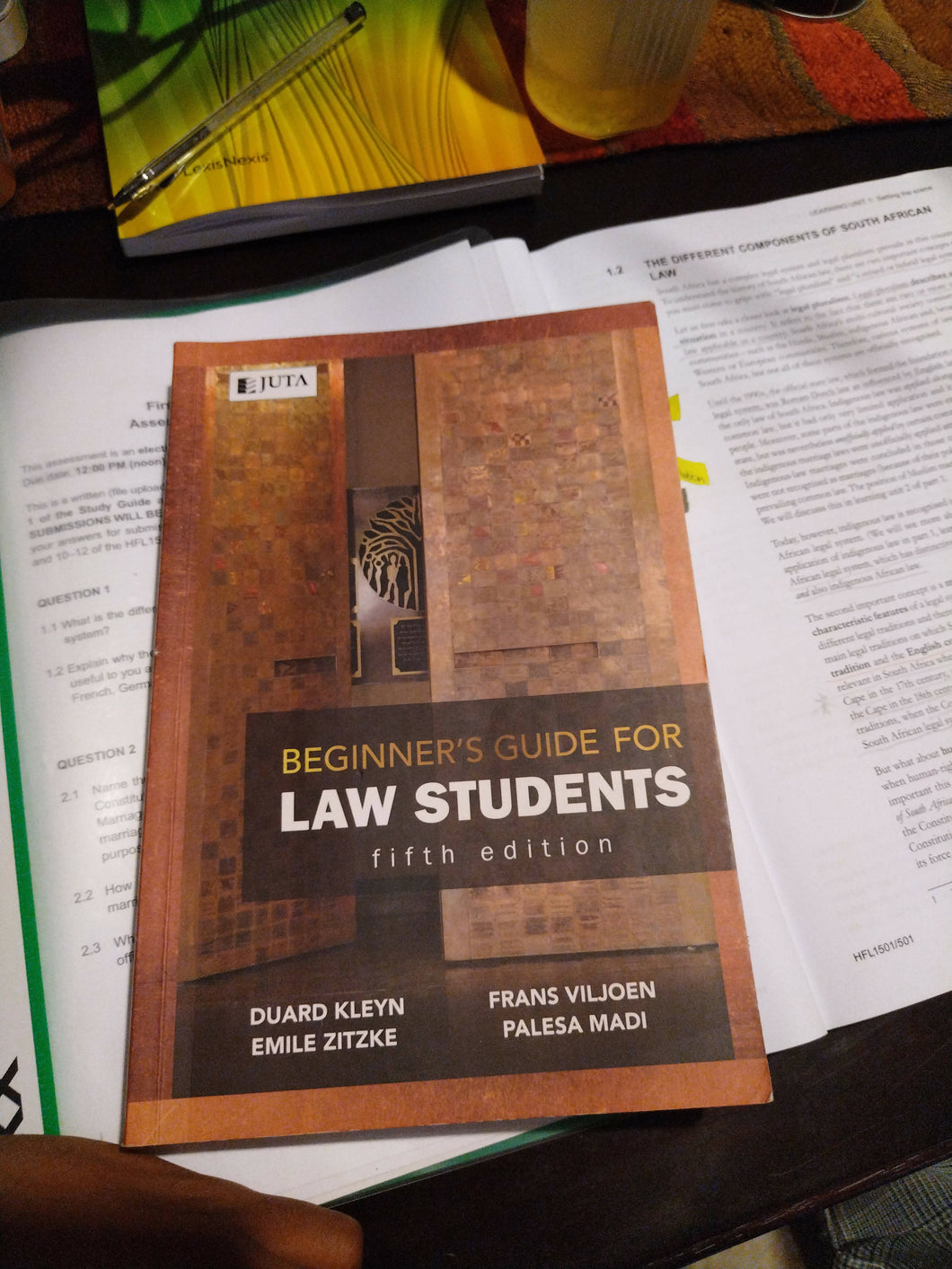 Beginner's Guide For Law Students fifth edition